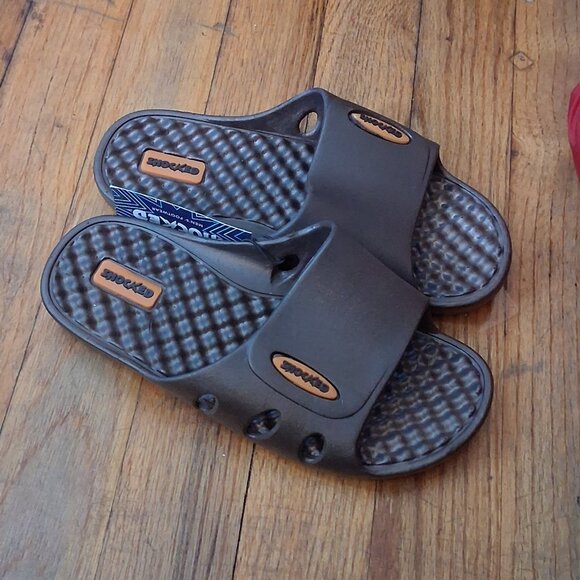 Boys' Shocked Sport Slipper Slide Sandals - Picture 5 of 5